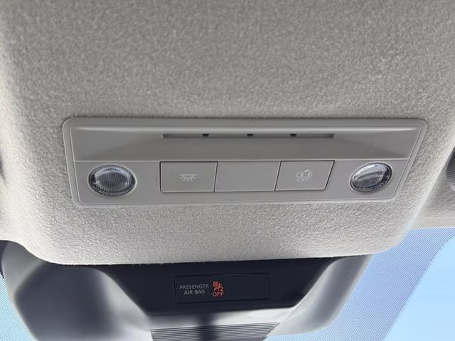 2026 Aspen White Tricoat Nissan Kicks SV FWD SUV