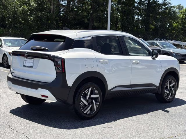 2026 Aspen White Tricoat Nissan Kicks SV FWD SUV