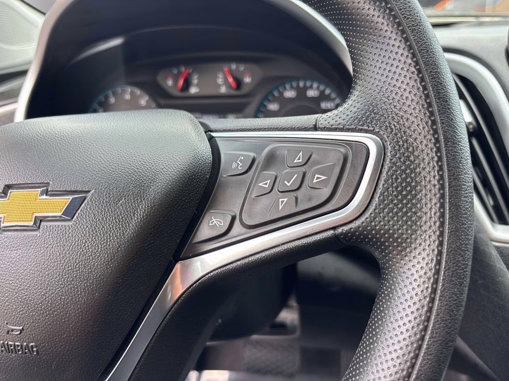 2024 Summit White Chevrolet Malibu LT FWD Sedan