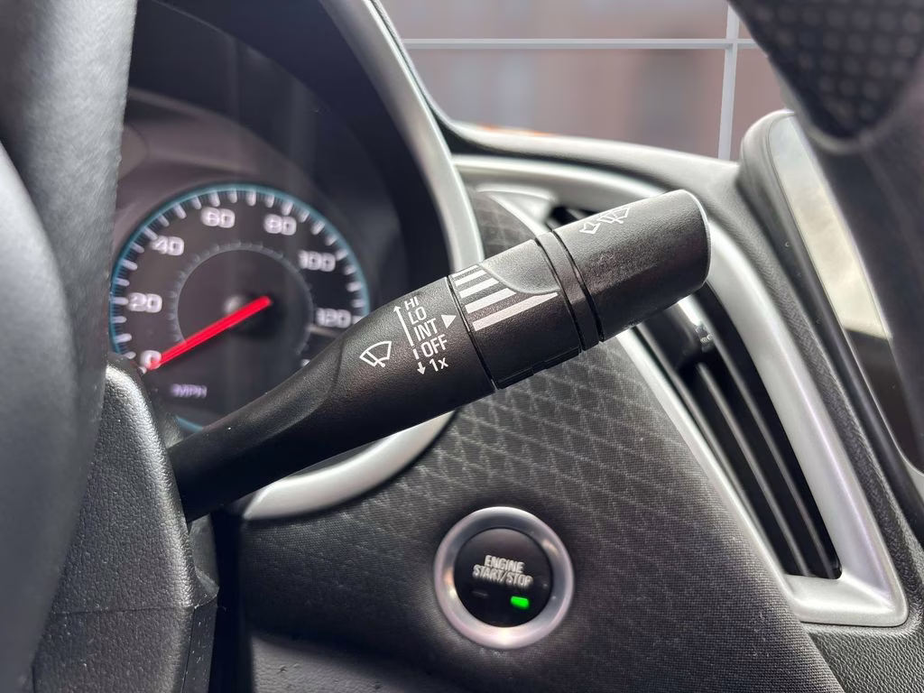 2024 Summit White Chevrolet Malibu LT FWD Sedan