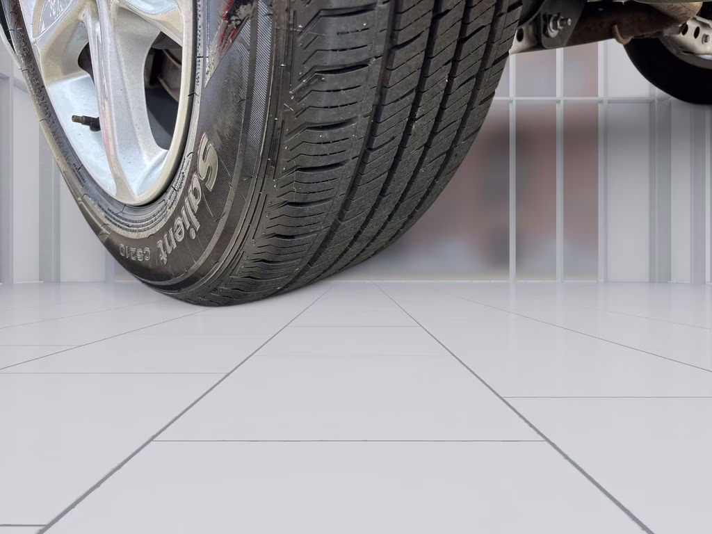 2024 Summit White Chevrolet Malibu LT FWD Sedan