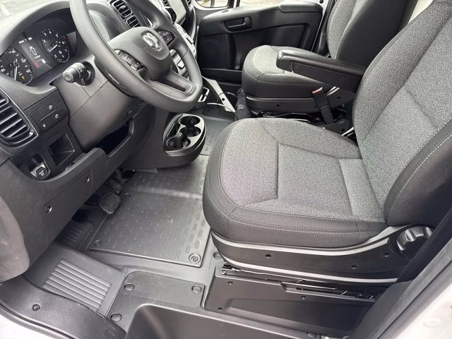 2026 Bright White Clearcoat Ram ProMaster Cargo Van Tradesman FWD Van