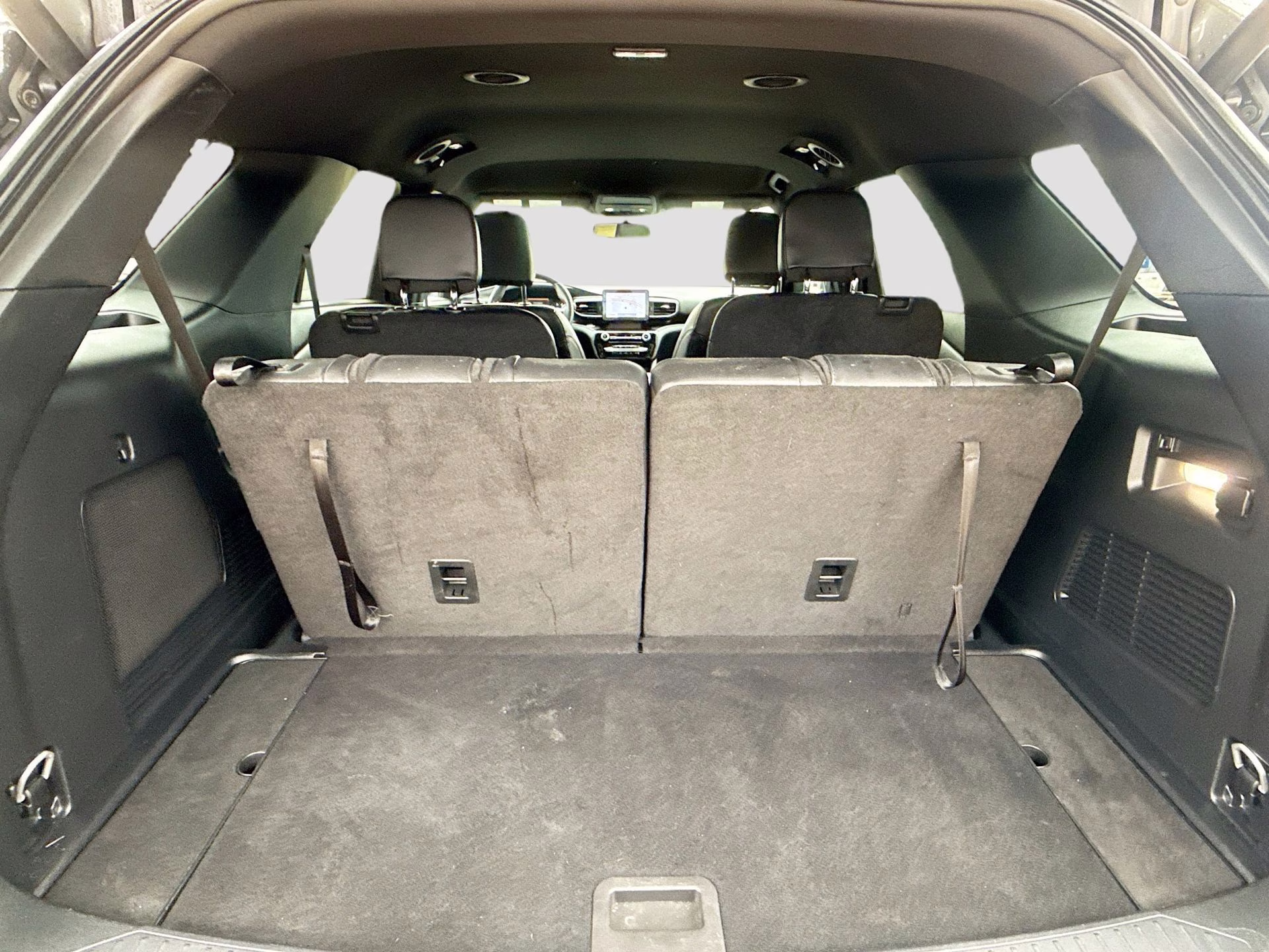 2023 Carbonized Gray Metallic Ford Explorer ST-Line RWD SUV