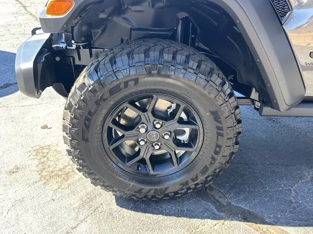 2026 Granite Crystal Metallic Clearcoat Jeep Wrangler Willys 4X4 Convertible