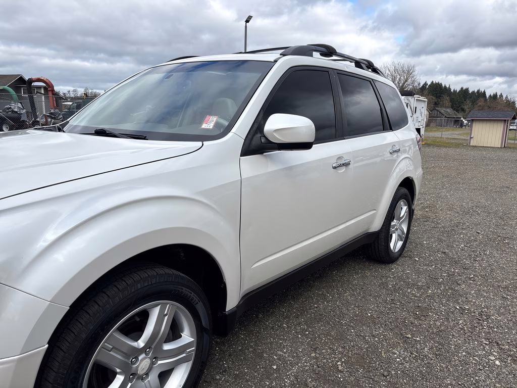 2009 Satin White Pearl Subaru Forester 2.5X AWD SUV