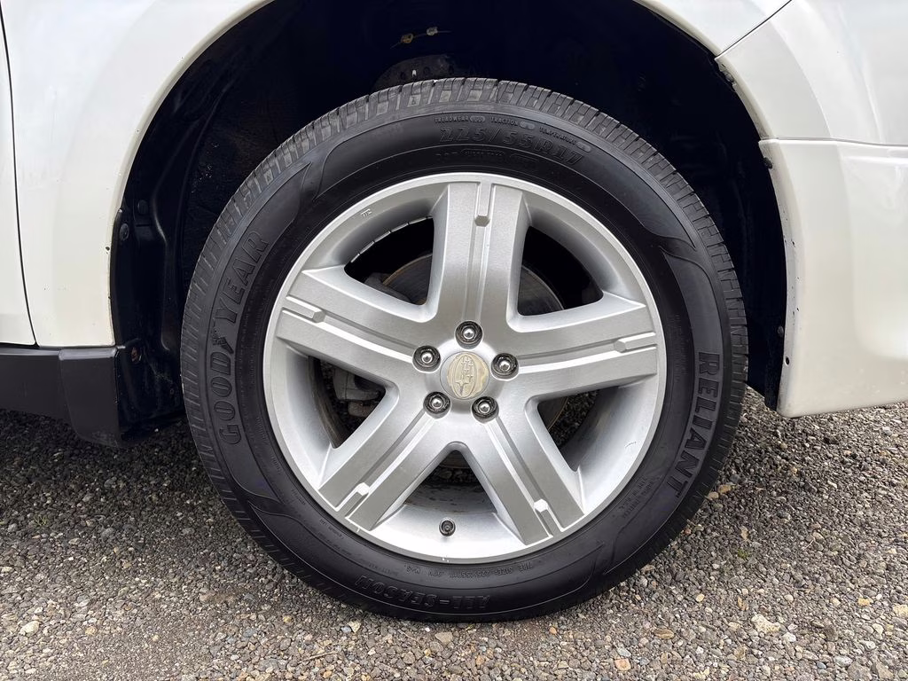 2009 Satin White Pearl Subaru Forester 2.5X AWD SUV