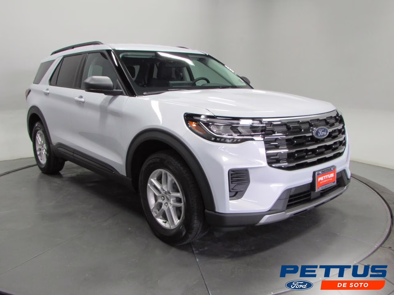 2026 Space Silver Ford Explorer Active 4X4 SUV