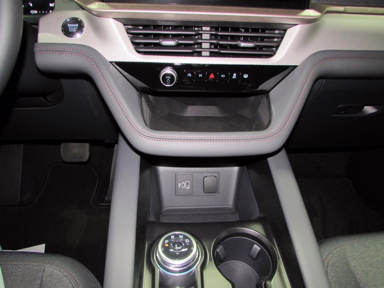 2026 Space Silver Ford Explorer Active 4X4 SUV