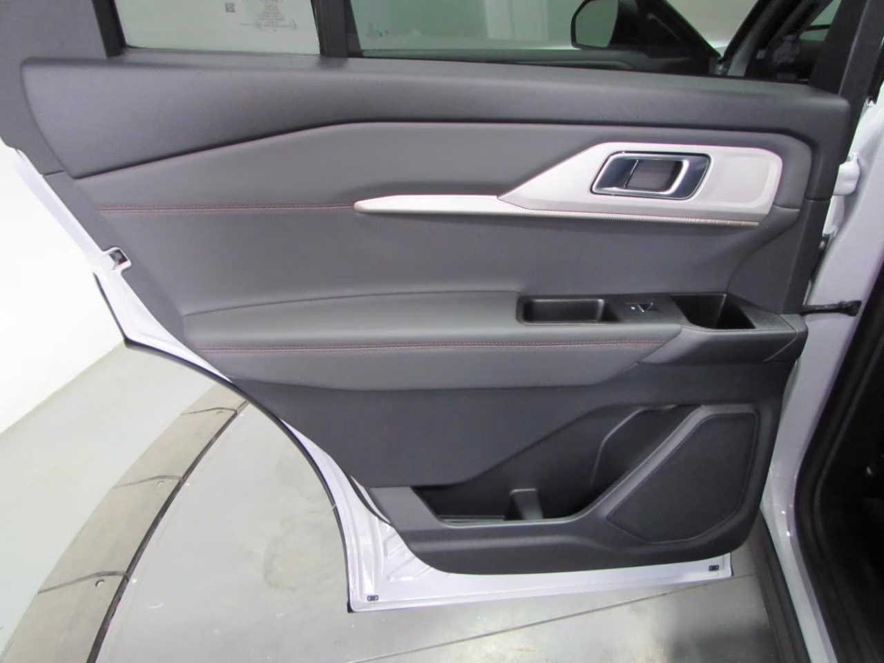 2026 Space Silver Ford Explorer Active 4X4 SUV