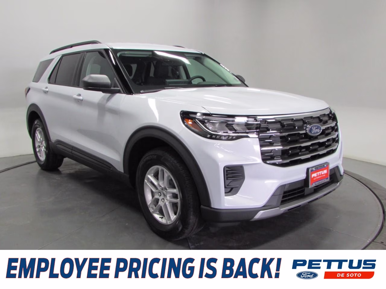 2026 Space Silver Ford Explorer Active 4X4 SUV