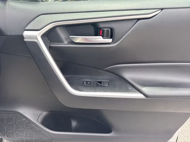 2023 Ice Toyota RAV4 XLE FWD SUV