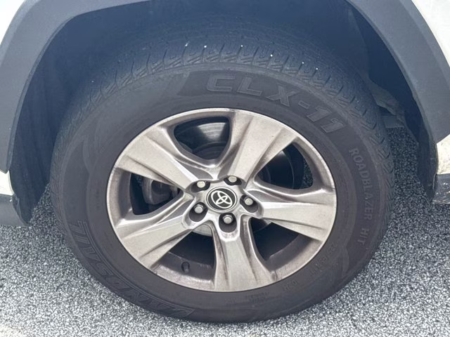 2023 Ice Toyota RAV4 XLE FWD SUV