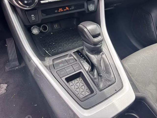 2023 Ice Toyota RAV4 XLE FWD SUV
