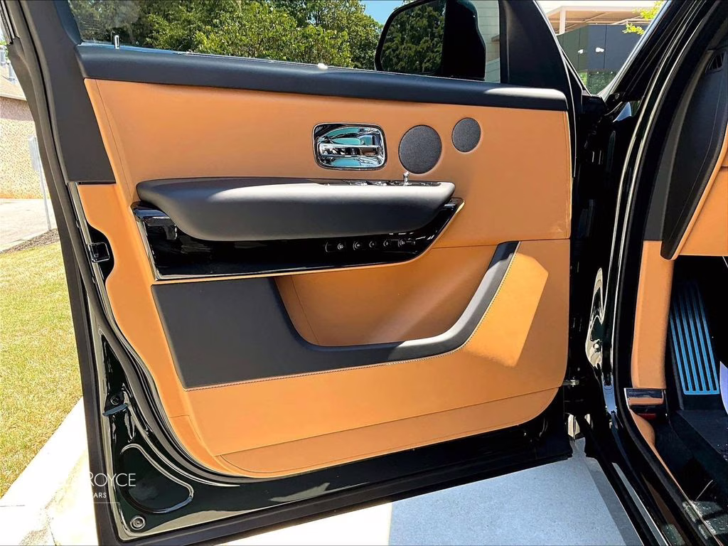 2026 Dark Emerald Rolls-Royce Cullinan AWD SUV