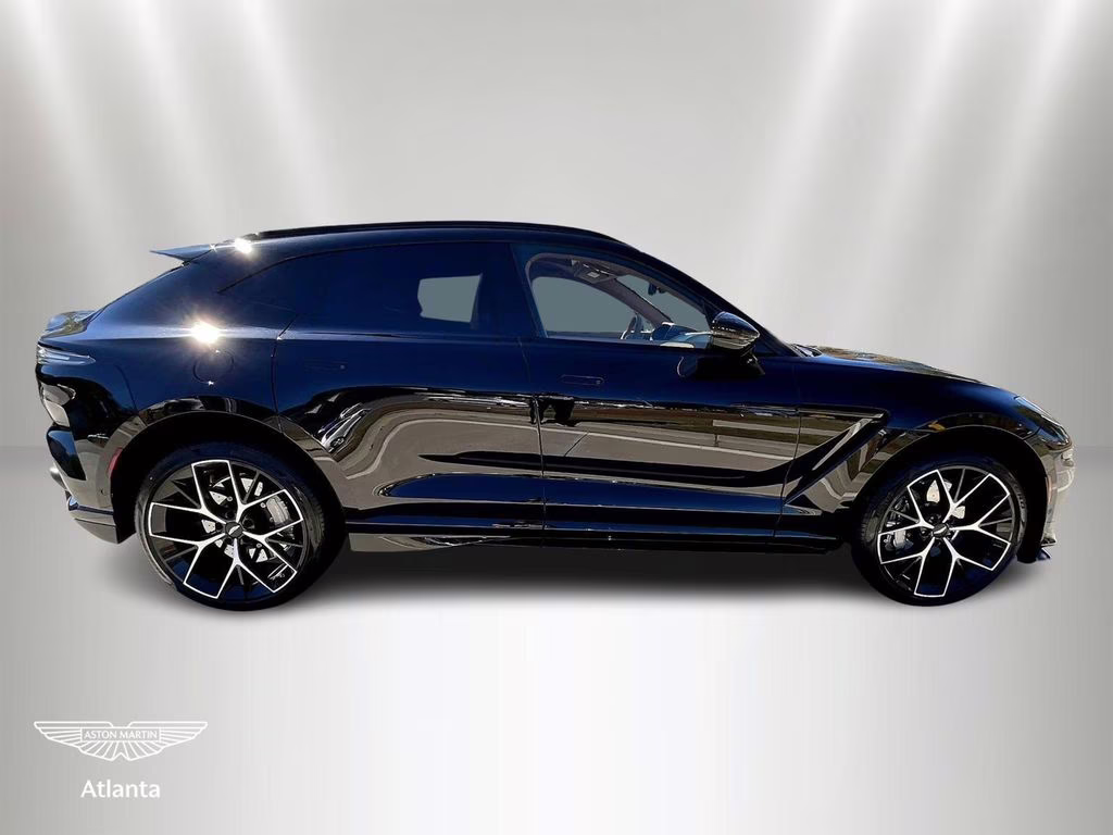 2026 Aston Martin DBX 707 - Photo 13