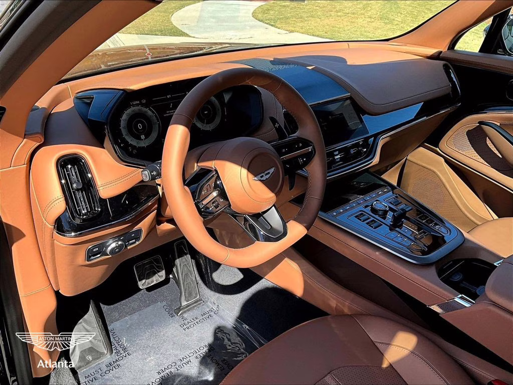 2026 Aston Martin DBX 707 - Photo 6