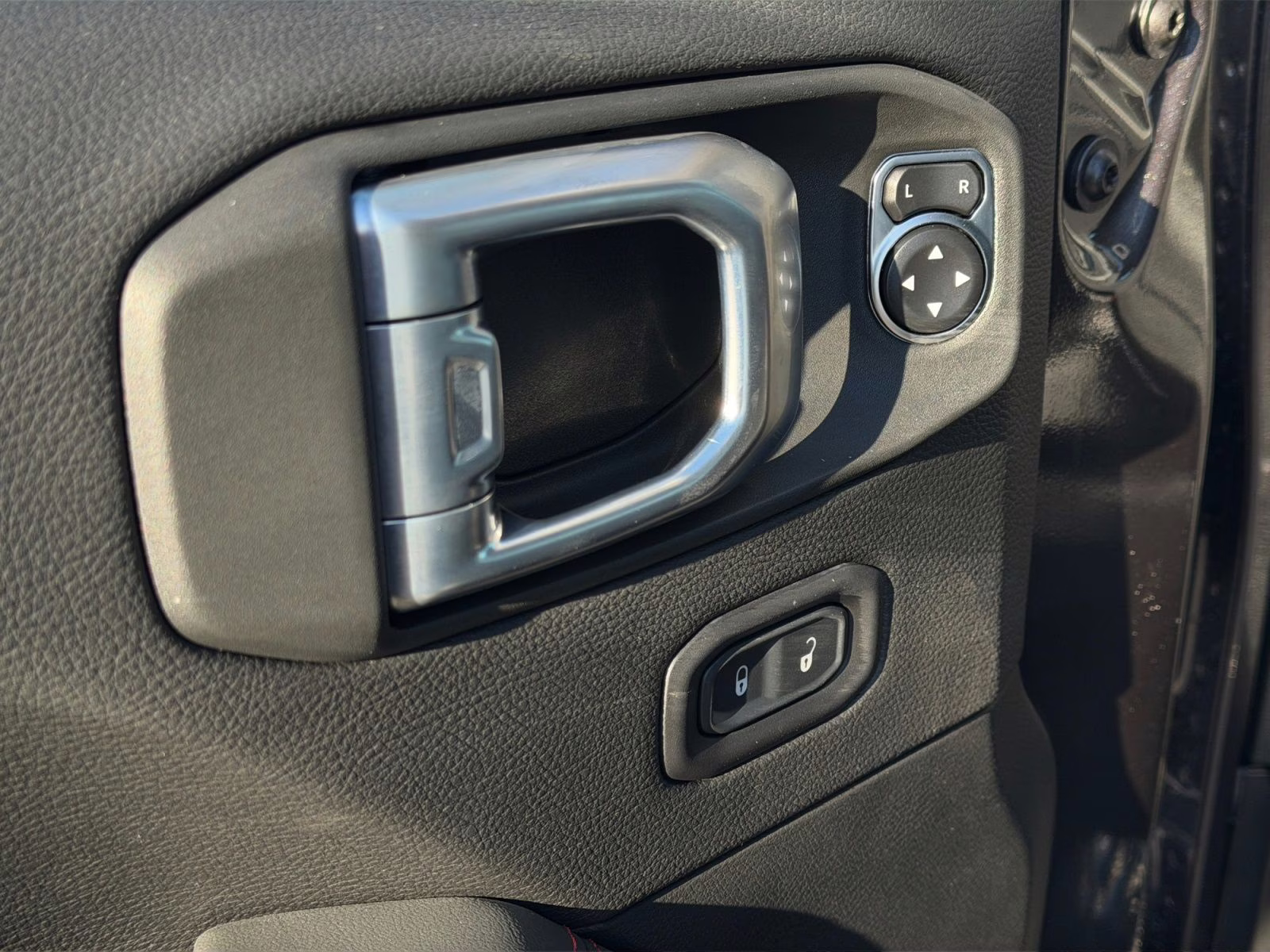 2026 Granite Crystal Metallic Clearcoat Jeep Wrangler Rubicon 4X4 SUV