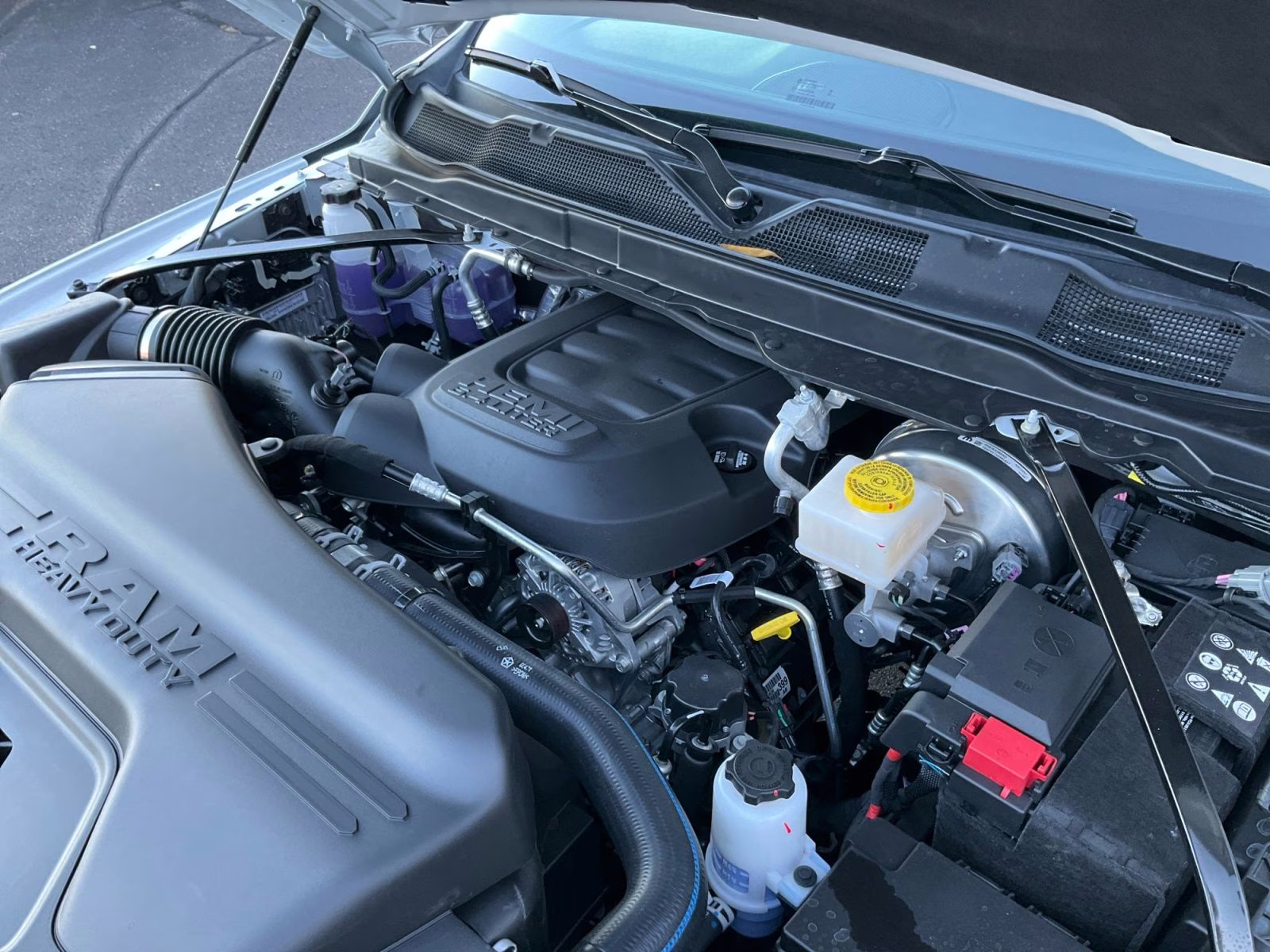 2026 Bright White Clearcoat Ram 2500 Tradesman 4X4 Truck