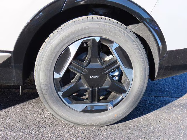 2026 Wolf Gray Kia Sportage SX FWD SUV