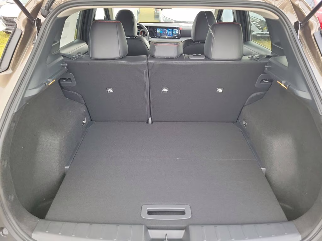 2026 Bronze Metallic Nissan Kicks SR FWD SUV