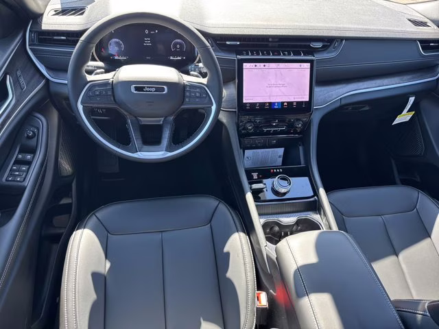 2025 Baltic Gray Metallic Clearcoat Jeep Grand Cherokee L Limited 4X4 SUV