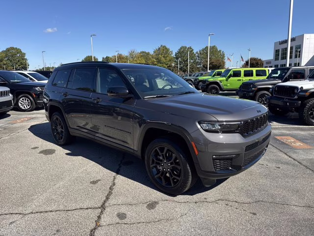 2025 Baltic Gray Metallic Clearcoat Jeep Grand Cherokee L Limited 4X4 SUV