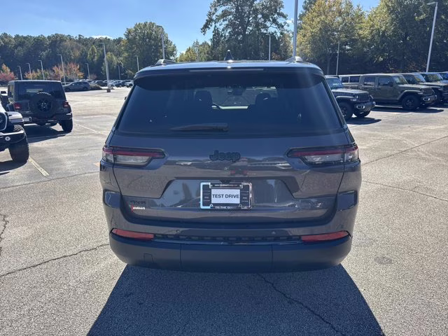 2025 Baltic Gray Metallic Clearcoat Jeep Grand Cherokee L Limited 4X4 SUV