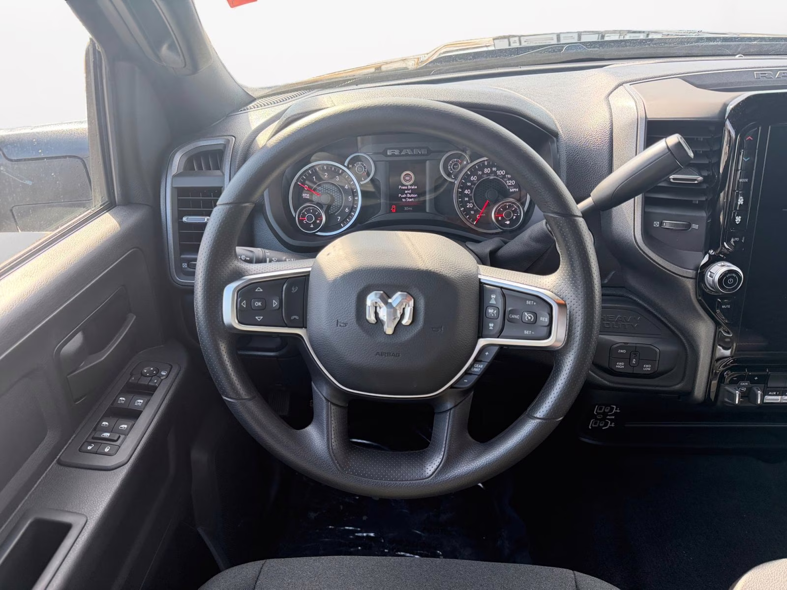 2026 Diamond Black Crystal Pearlcoat Ram 2500 Tradesman 4X4 Truck