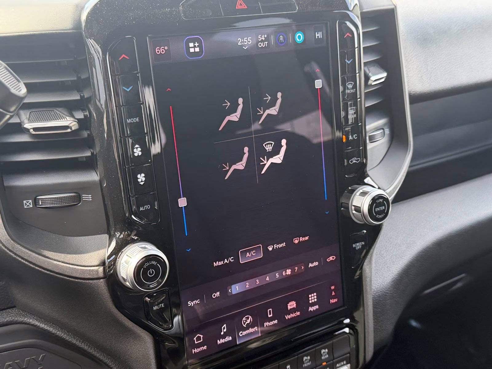 2026 Diamond Black Crystal Pearlcoat Ram 2500 Tradesman 4X4 Truck