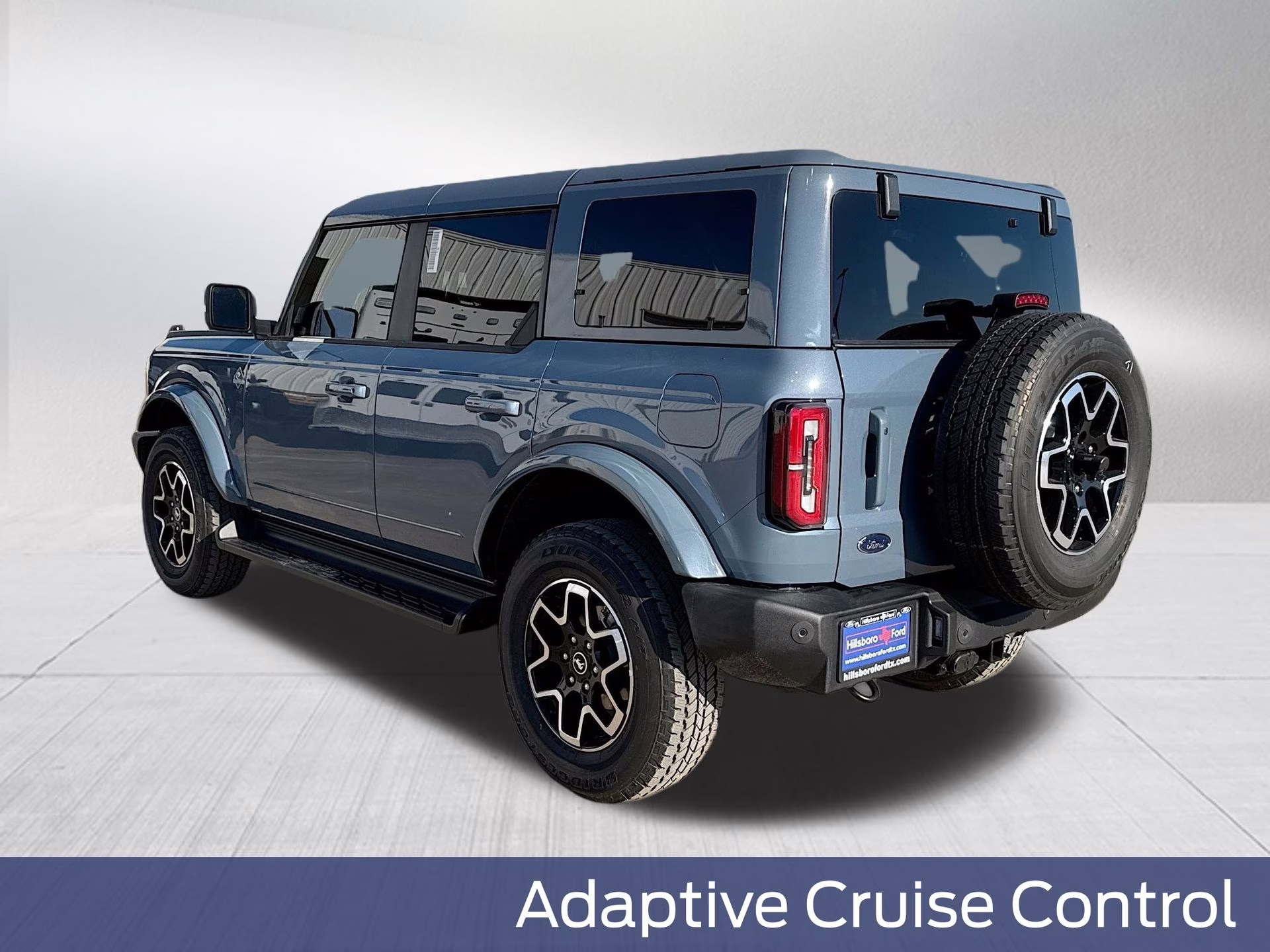 2025 Azure Gray Metallic Tri-Coat Ford Bronco Outer Banks 4X4 SUV