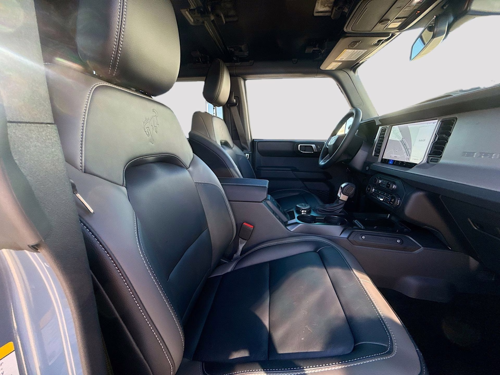 2025 Azure Gray Metallic Tri-Coat Ford Bronco Outer Banks 4X4 SUV