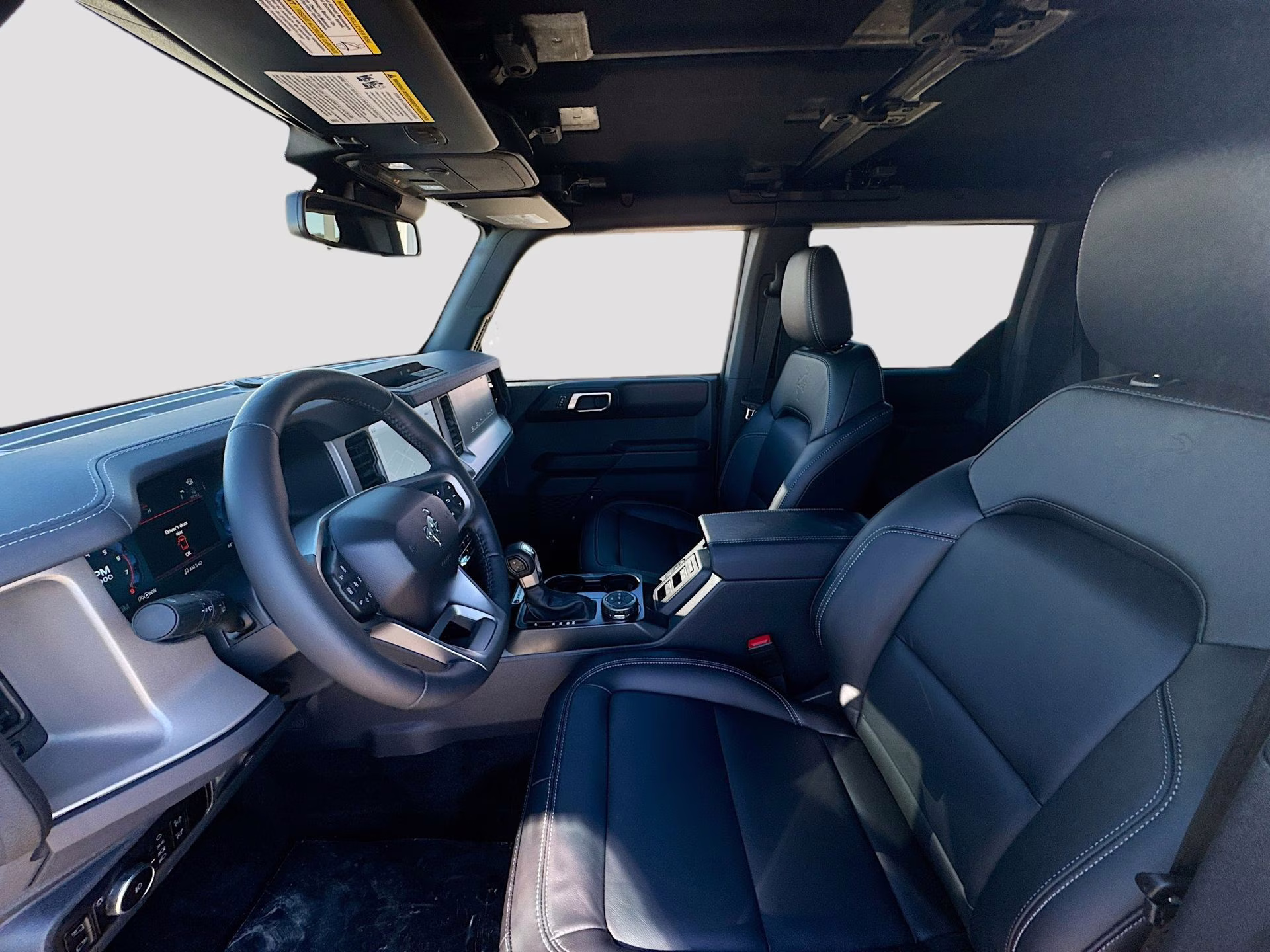 2025 Azure Gray Metallic Tri-Coat Ford Bronco Outer Banks 4X4 SUV