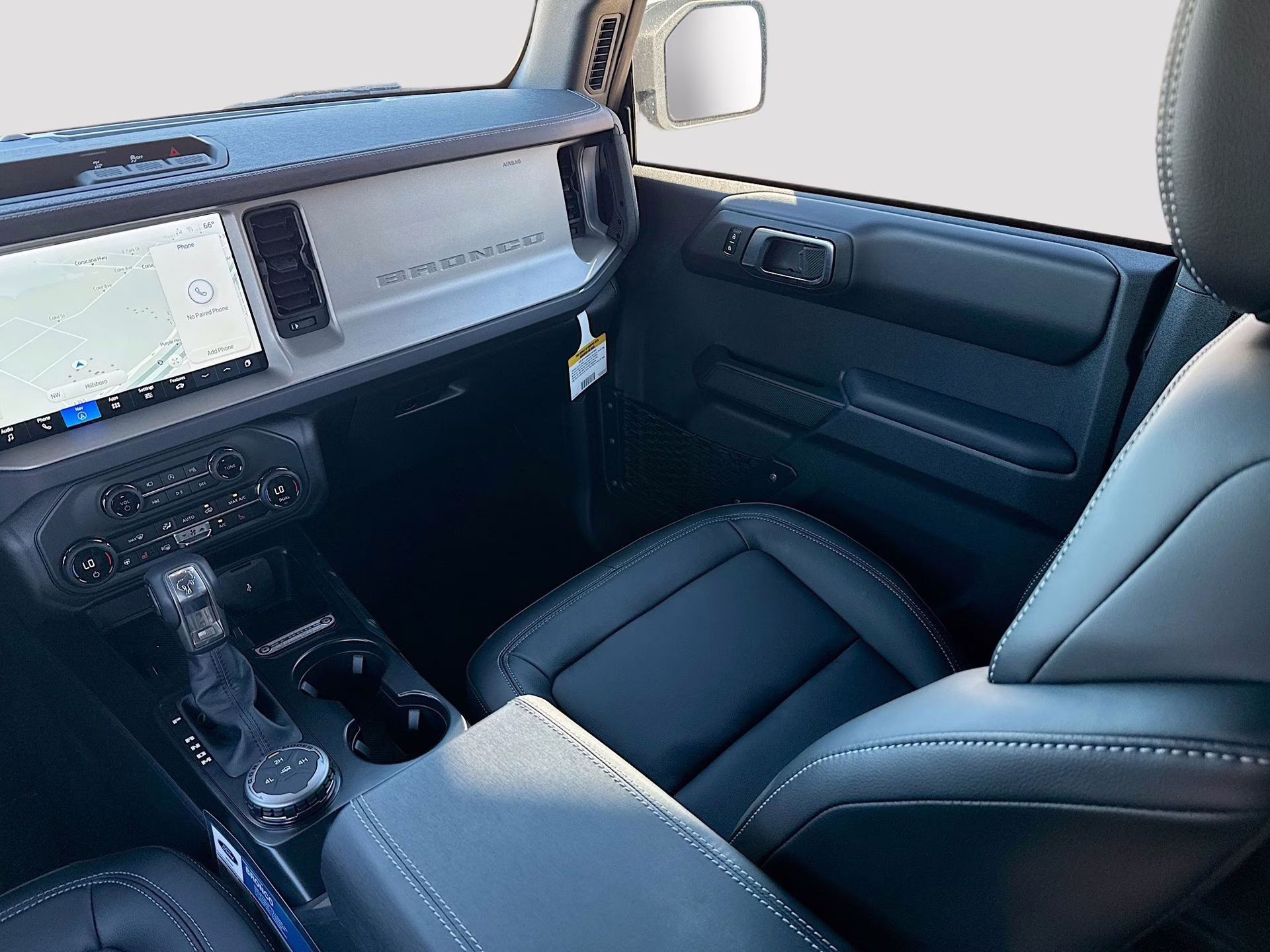 2025 Azure Gray Metallic Tri-Coat Ford Bronco Outer Banks 4X4 SUV