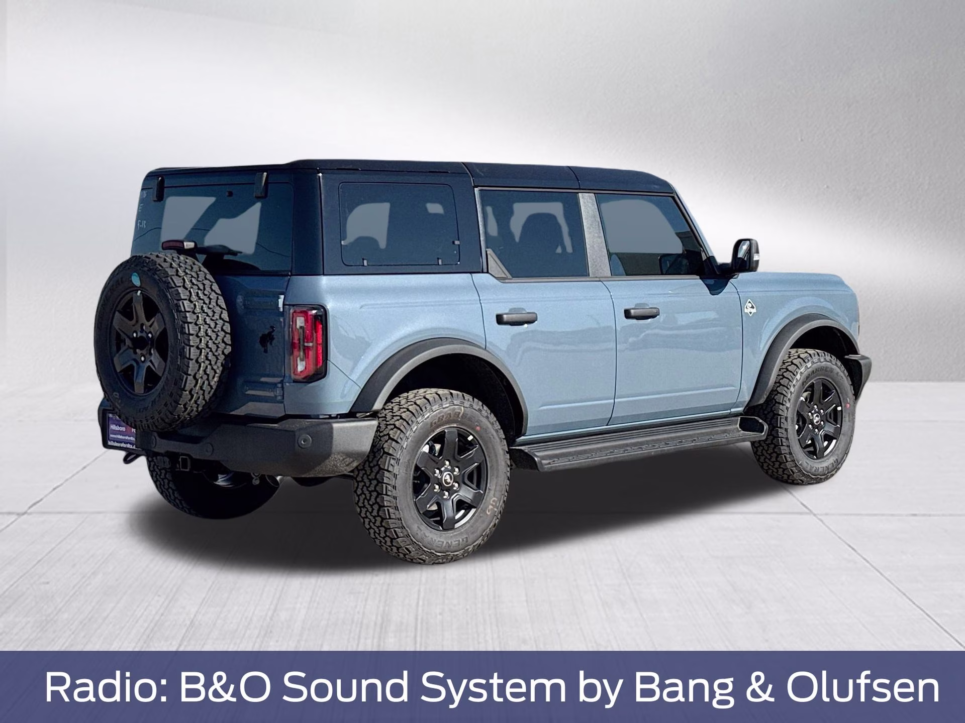 2025 Azure Gray Metallic Tri-Coat Ford Bronco Outer Banks 4X4 SUV