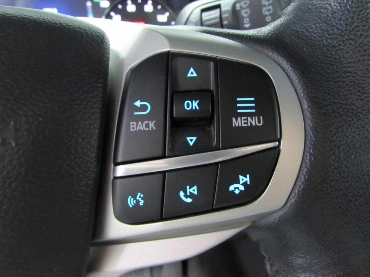 2022 Carbonized Gray Metallic Ford Explorer XLT 4X4 SUV