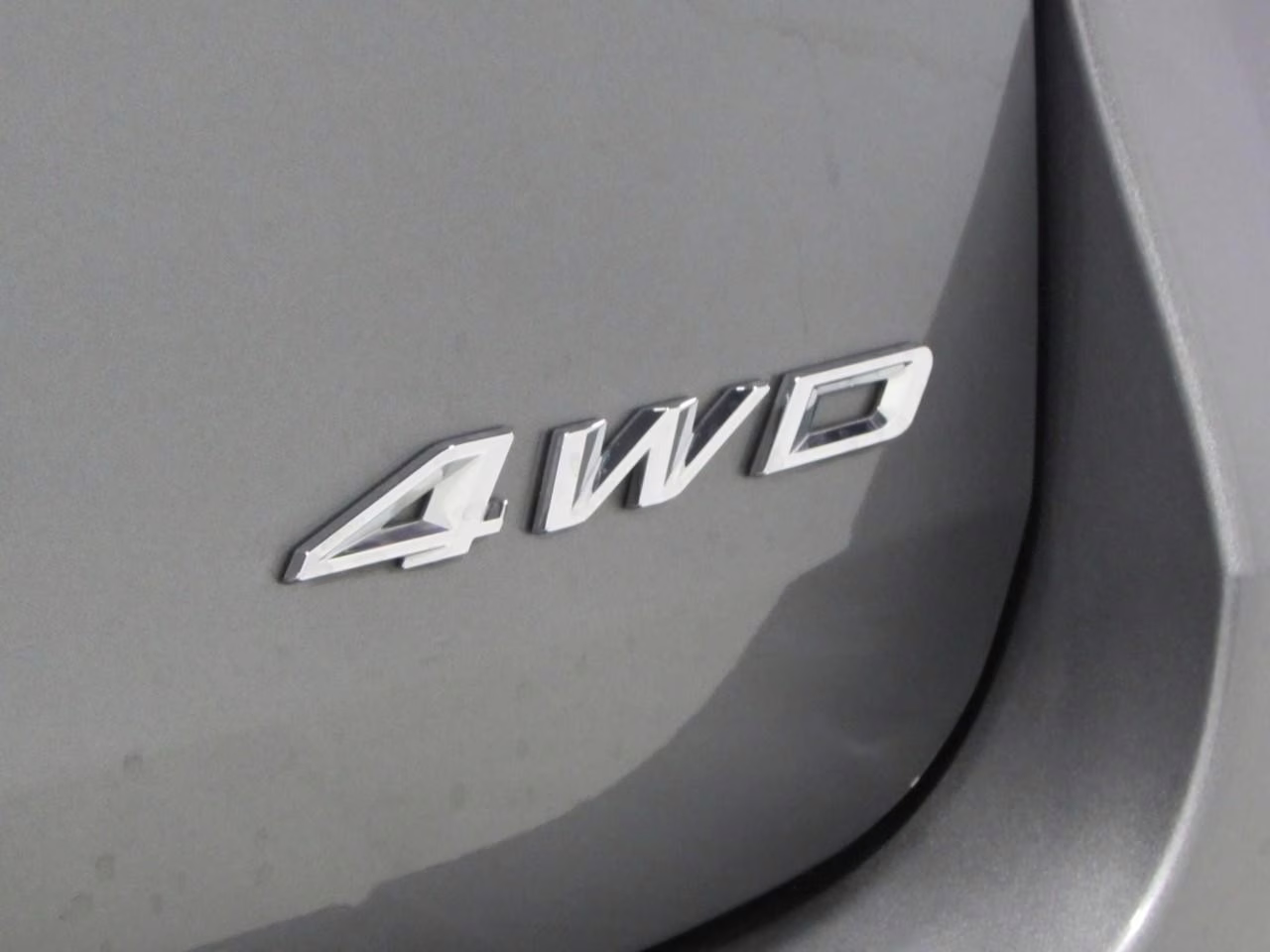 2022 Carbonized Gray Metallic Ford Explorer XLT 4X4 SUV