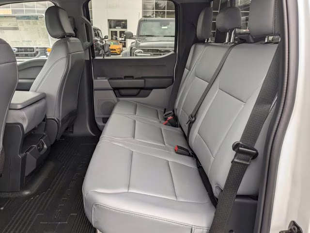 2024 Oxford White Ford Super Duty F-350 DRW XL RWD Truck