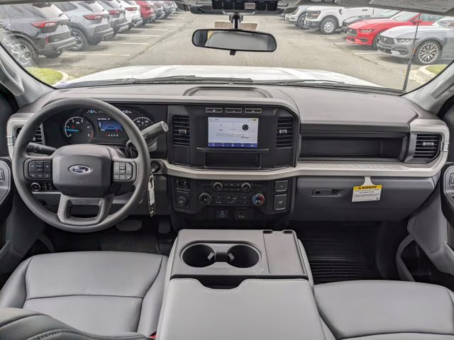 2024 Oxford White Ford Super Duty F-350 DRW XL RWD Truck