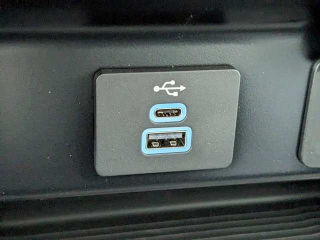 2024 Oxford White Ford Super Duty F-350 DRW XL RWD Truck