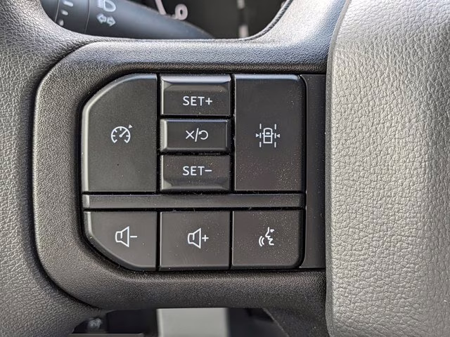 2024 Oxford White Ford Super Duty F-350 DRW XL RWD Truck