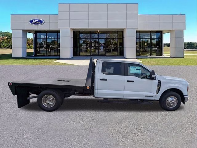 2024 Oxford White Ford Super Duty F-350 DRW XL RWD Truck