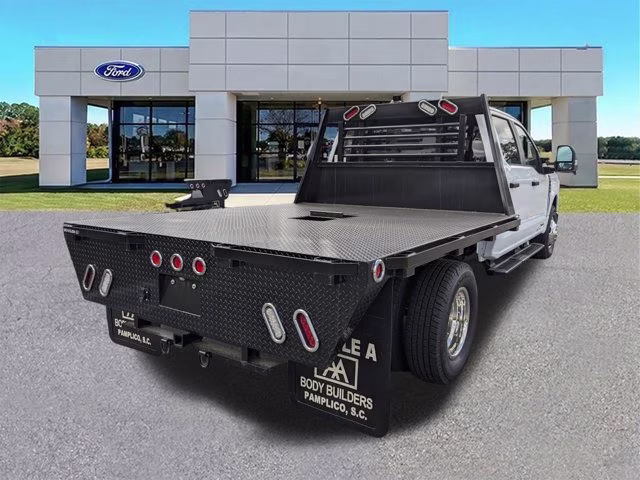 2024 Oxford White Ford Super Duty F-350 DRW XL RWD Truck