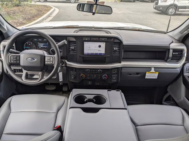 2024 Oxford White Ford Super Duty F-350 DRW XL RWD Truck
