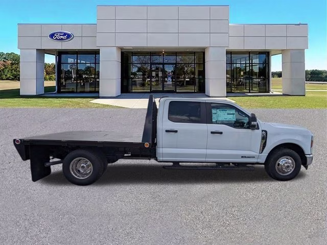 2024 Oxford White Ford Super Duty F-350 DRW XL RWD Truck