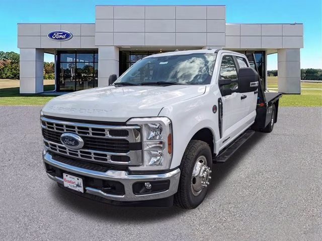 2024 Oxford White Ford Super Duty F-350 DRW XL RWD Truck