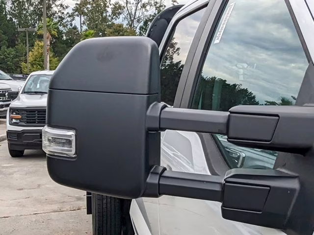 2024 Oxford White Ford Super Duty F-350 DRW XL RWD Truck