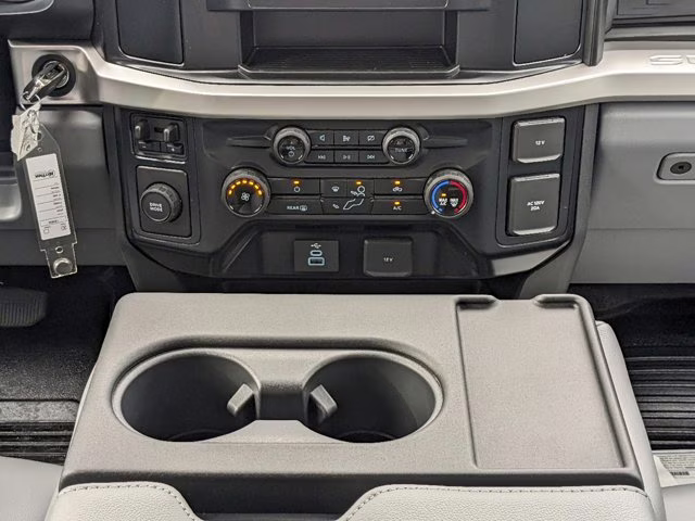 2024 Oxford White Ford Super Duty F-350 DRW XL RWD Truck