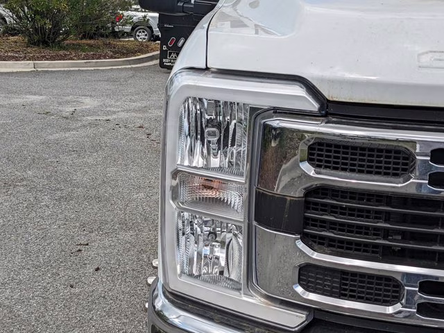 2024 Oxford White Ford Super Duty F-350 DRW XL RWD Truck