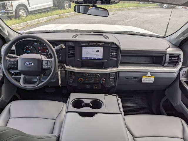 2024 Oxford White Ford Super Duty F-350 DRW XL RWD Truck
