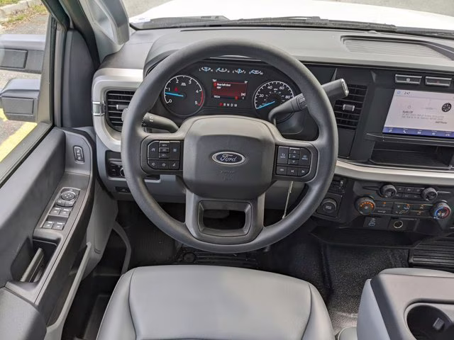 2024 Oxford White Ford Super Duty F-350 DRW XL RWD Truck